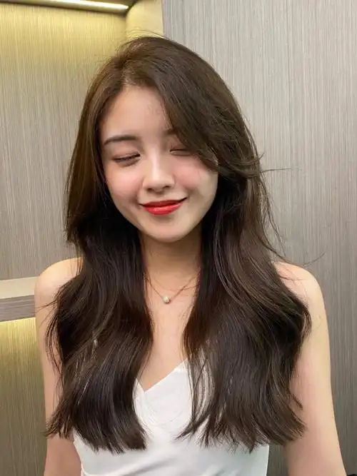 夏日显白发色毕业季推荐发色学生党染发