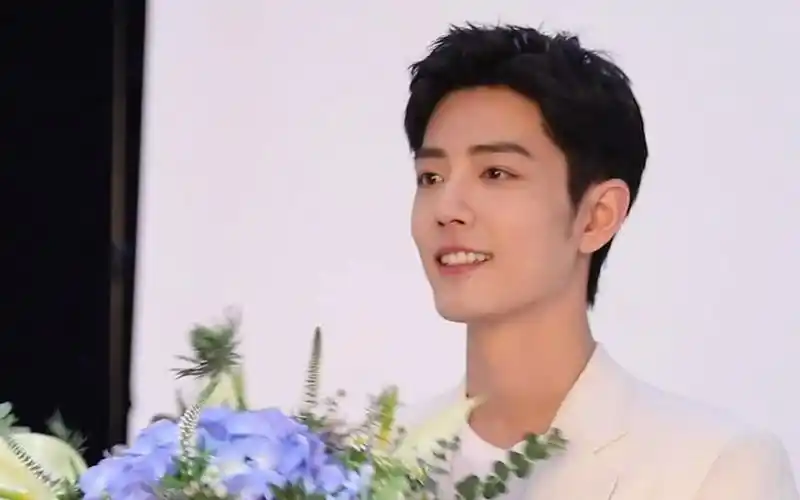 【肖战i新郎手捧花】【这声老公我先喊为敬】