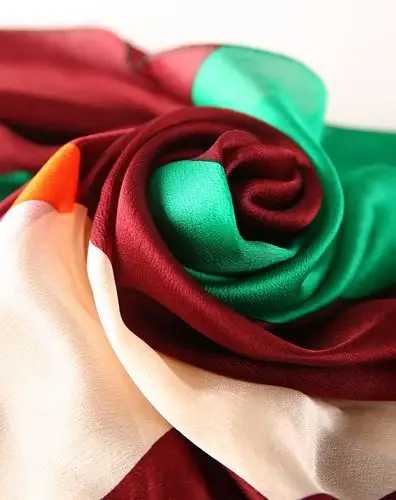 布塔 真丝乔其缎丝巾