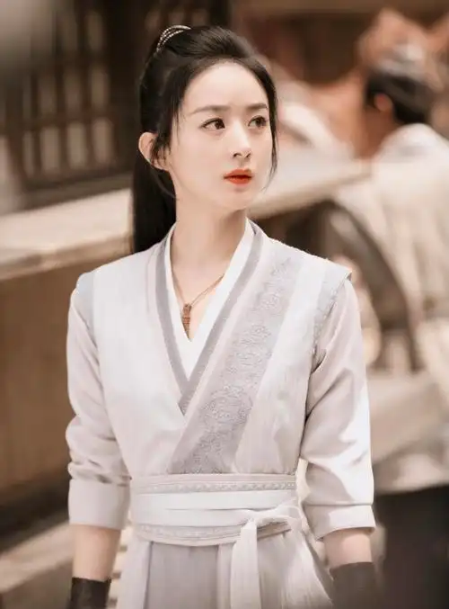 肖战赵丽颖被暗算女方为还人情接手长相思却遭有心人唱衰