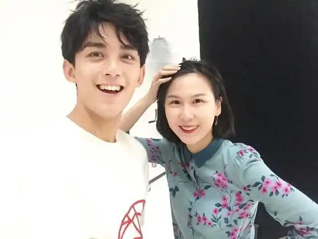 和陌生女子外出看电影,结果事后发现,该女子其实就是吴磊姐姐