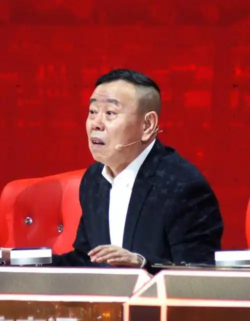 原创潘长江鲜为人知的经历住过8年女厕所嫌弃过妻女后幡然醒悟