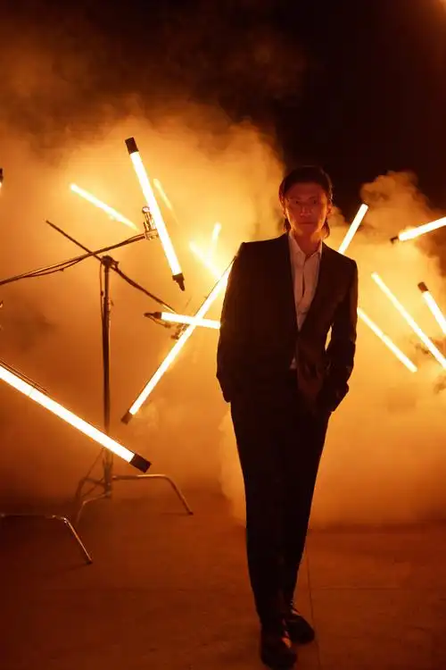 谢霆锋今天是锋味派##青年派计划##谢霆锋背头西装造型