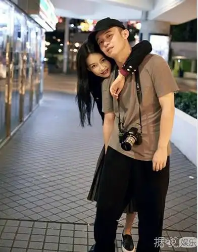 董子健喊了句"宝贝儿,能不能嫁给我呀",隔空孙怡就上了热搜