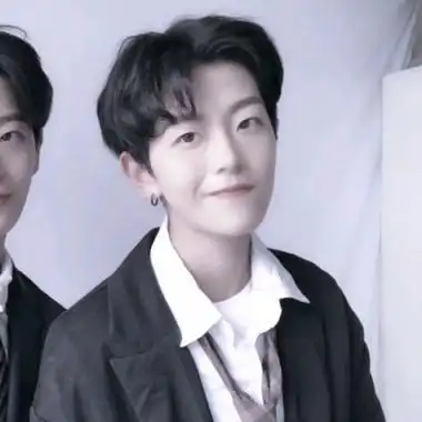 基友头像真人一左一右