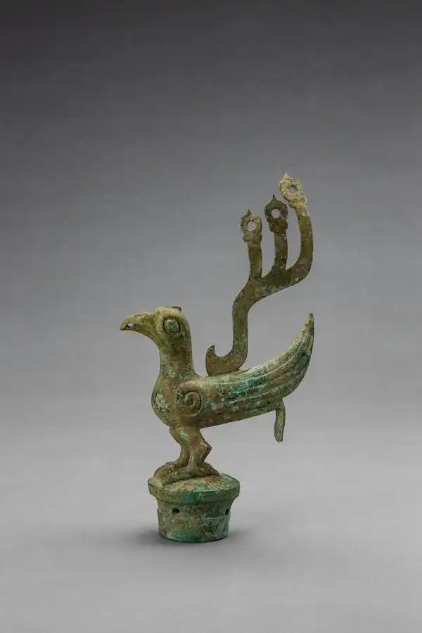 三星堆与金沙遗址文物亮相奉贤展现神秘古蜀