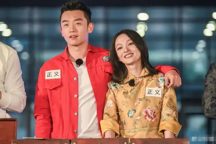 郑恺称张韶涵是自己太奶奶,张韶涵幽默回应,网友:邓伦要吃醋啦