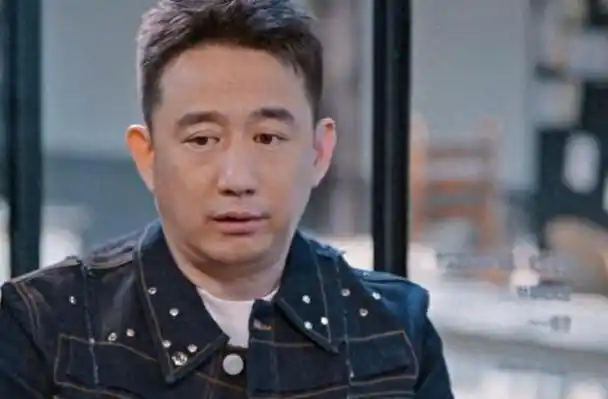 52岁黄磊回应无戏可拍2年没拍戏3年没当男主综艺演戏都停了