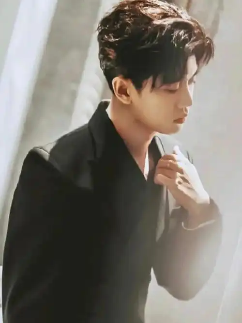 任嘉伦精美壁纸