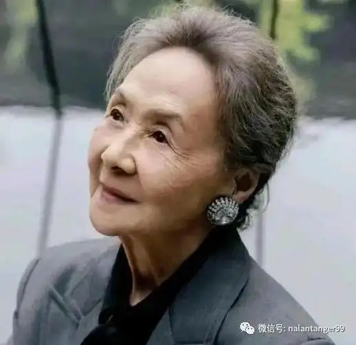 杨绛当生你养你的两个人都走了再无人关心你忍你的坏脾气