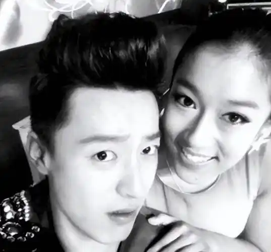 吉克隽逸:卖惨炫富当小三,立了十年的"淳朴"人设,终于崩塌了_音乐