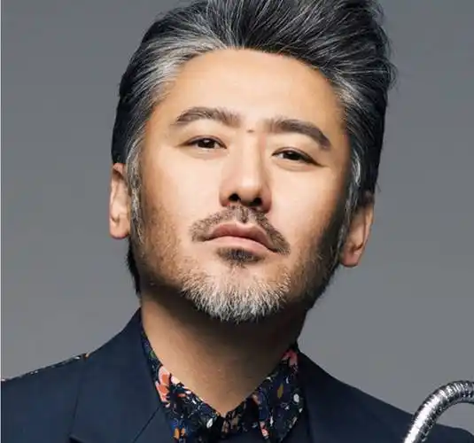 娱乐圈那些留胡子的男神,胡子有没有简直判若两人