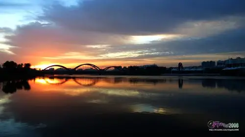 家乡泗水的圣源湖美丽晨景