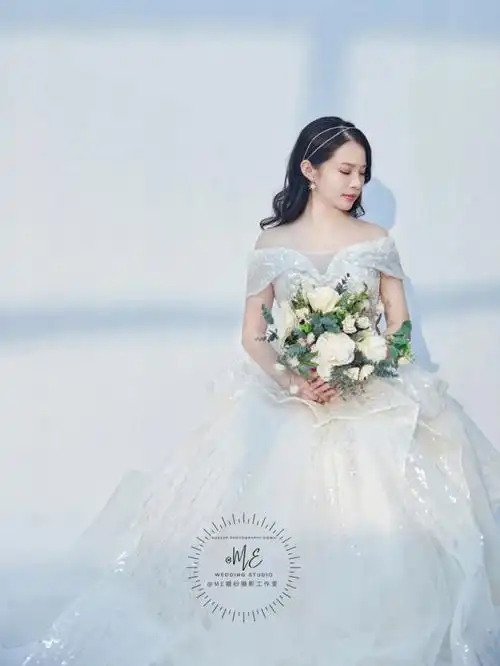 最流行的室内光影婚纱照你get到吗