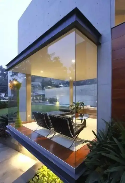 一个小窗台,却有无限可能|飘窗|书架|阳台|玻璃窗|顶棚_网易订阅