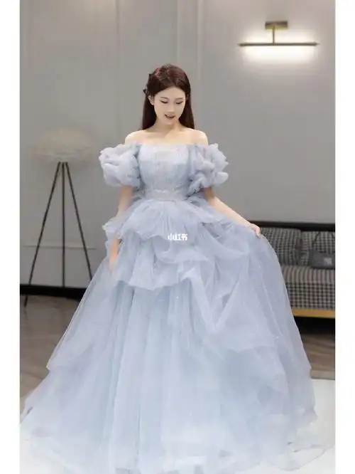 迪士尼公主冰蓝色礼服