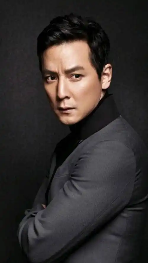 吴彦祖跨界玩大了!从好莱坞男神到英语老师,网友:这课不上不行