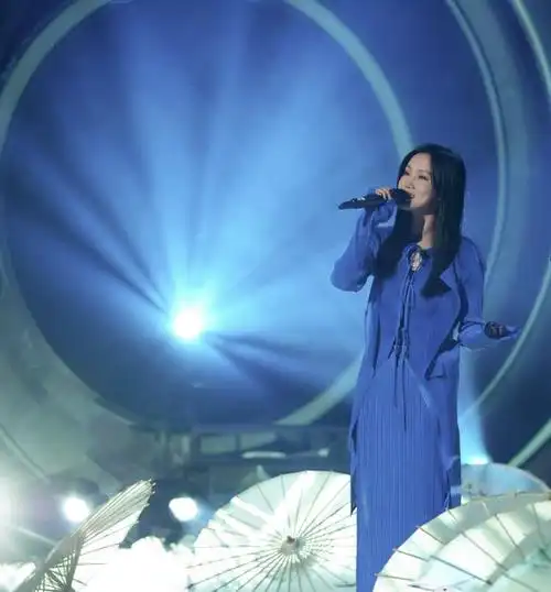 这一次,黄龄和孩子们一起入画"真江南"