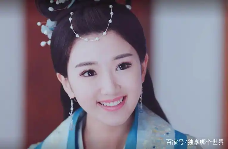 毛晓彤《锦绣未央》一组精美剧照,古装太美了!