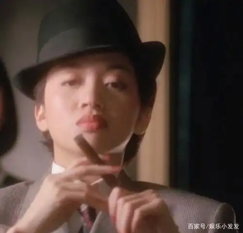 你见过这样的梅艳芳吗?短发温柔明媚惹人怜惜,男装帅过男明星!