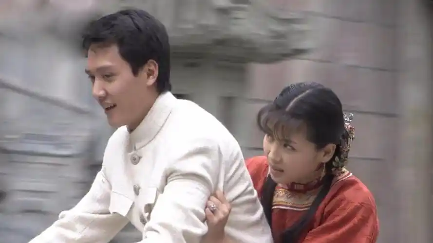 这首《伊人红妆》伤感动听,刘涛冯绍峰主演的女人花超好看-音乐视频