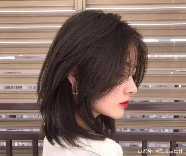 30至40岁女生发型就剪这几款碎发发型让你不年轻10岁都难时髦