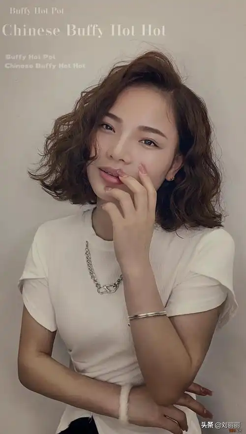 现在最受欢迎的十七款女生发型 目前最流行的发型女