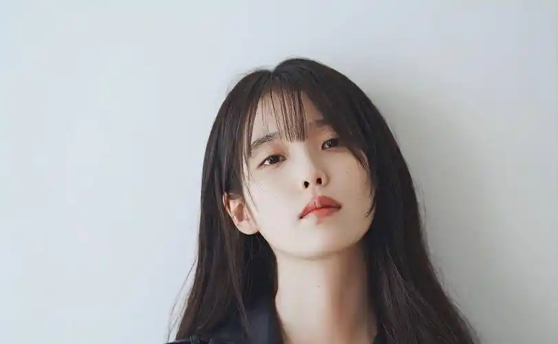 国民妹妹李知恩的写真美照:甜美可爱,清纯可人_魅力_形象_衣服