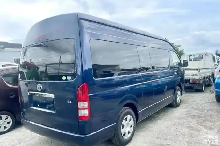 "柴油"丰田海狮"面包车",14座大空间,普拉多同款2.8t 6at
