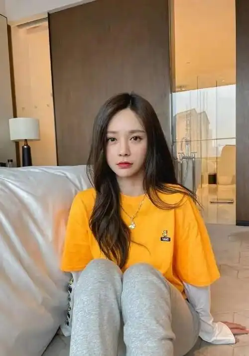 沈梦辰:领证1年没婚礼,被杜海涛屏蔽朋友圈3个月,她得到了什么