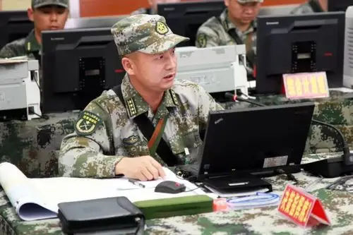 驻香港部队副参谋长潘浩明:先后7次荣立个人三等功_训练场