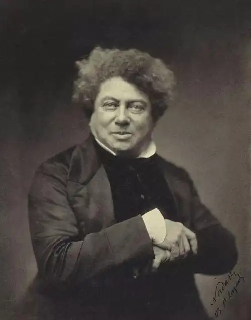 此人被称为中国的"大仲马",但是作品却一直不被主流文学所接受