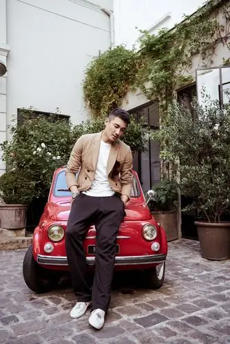 独家街拍| "穿不错星人"胡兵:穿对衣服是种责任感