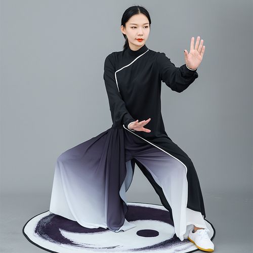 太极休闲马蕾太极新款表演武术服偏春蕾太极服