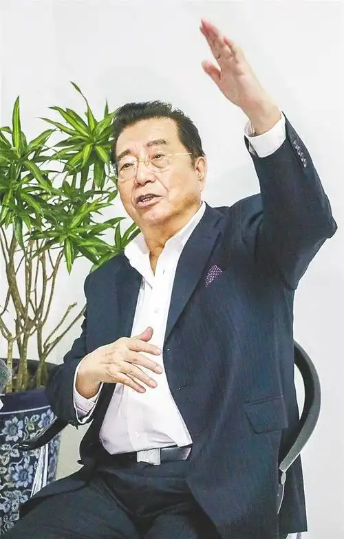 回顾同样是李双江的基因把丁英和梦鸽儿子一对比差距就出来了