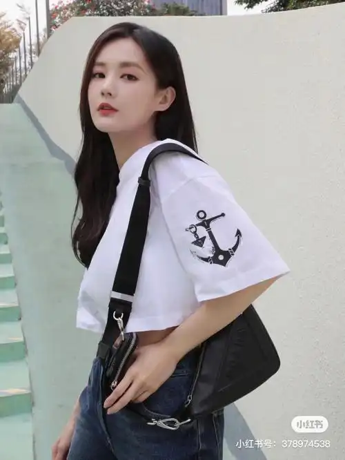 李一桐又甜又酷