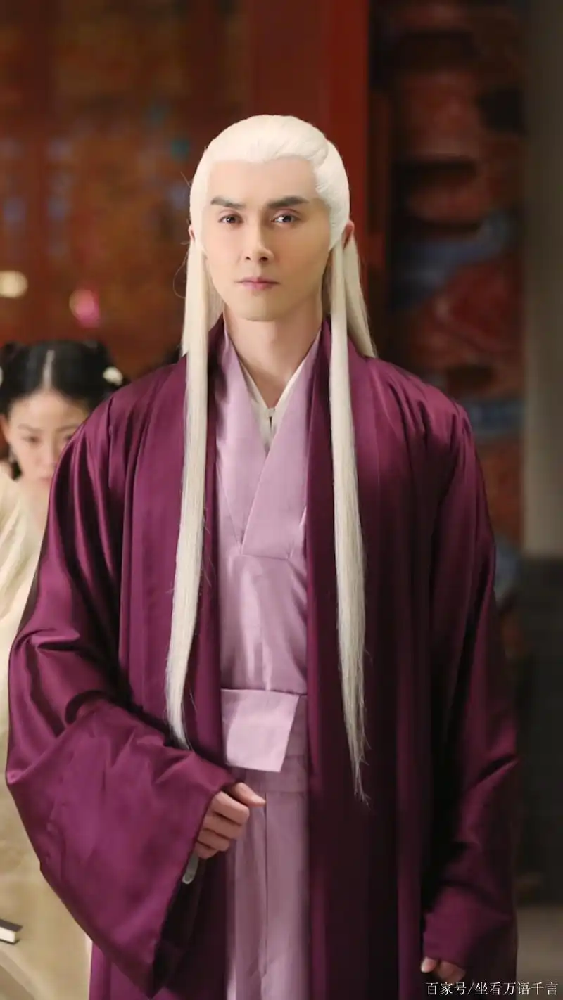 东华帝君高伟光,最美帝君的神仙颜值,让人舔屏的节奏