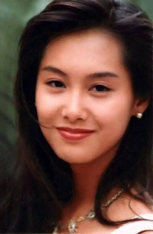 朱茵的财富密码:2处房产套现千万,娱乐圈新晋地产女王?