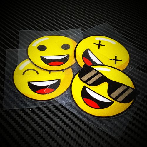 卡思贴 经典笑脸表情包贴纸 卡通个性微笑头盔行李箱防水反光贴纸