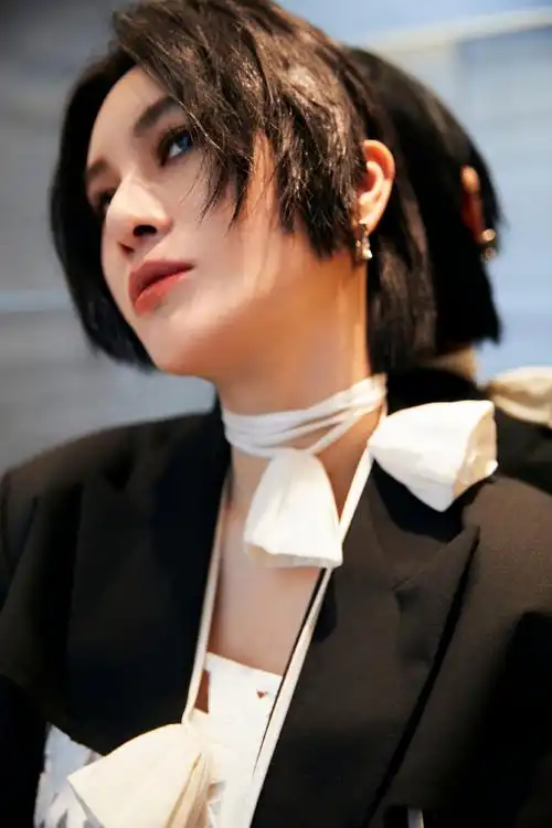 搜狐时尚盛典##电子唱作人尚雯婕