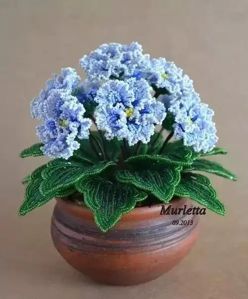 【手工乐趣】| 这样的手工珠串花朵过年放家里好吉庆(附图解)!