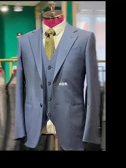 包头新郎谁穿谁好看的西装颜色灰蓝色