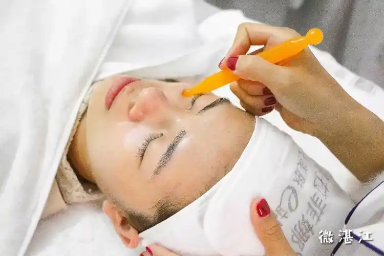 脸部经络疏通1折不到在这里做一次脸部拨筋胜过做10次美容