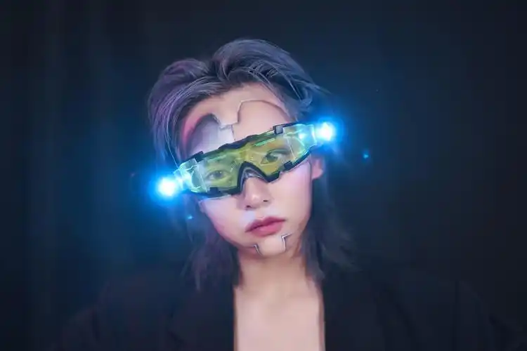 赛博朋克化妆品视频