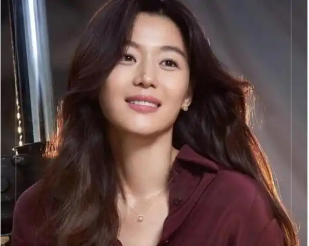 韩国明星全智贤如今依旧很美健身技巧曝光