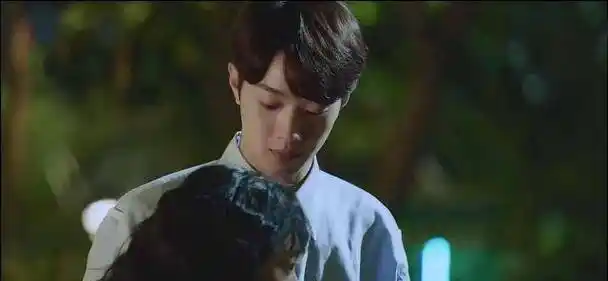 初恋那件小事:比吻戏更动心的,是赖冠霖的害羞,赵今麦赚了!