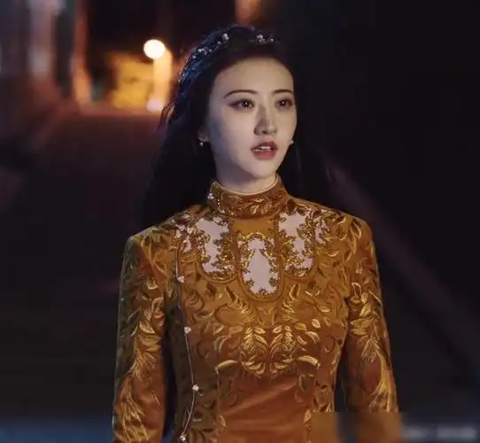 司藤的衣服也太好看了而且每套衣服都有单独的配饰