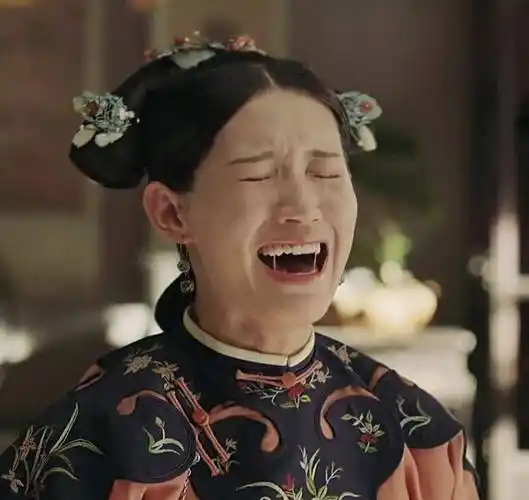 同样是演被扇耳光,把周迅和唐嫣,baby放在一起,差距就出来了_表情