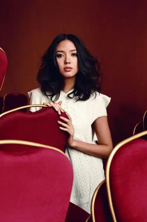 张梓琳(eilin),1984年3月22日出生于河北省石家庄市,中国内地时尚模特