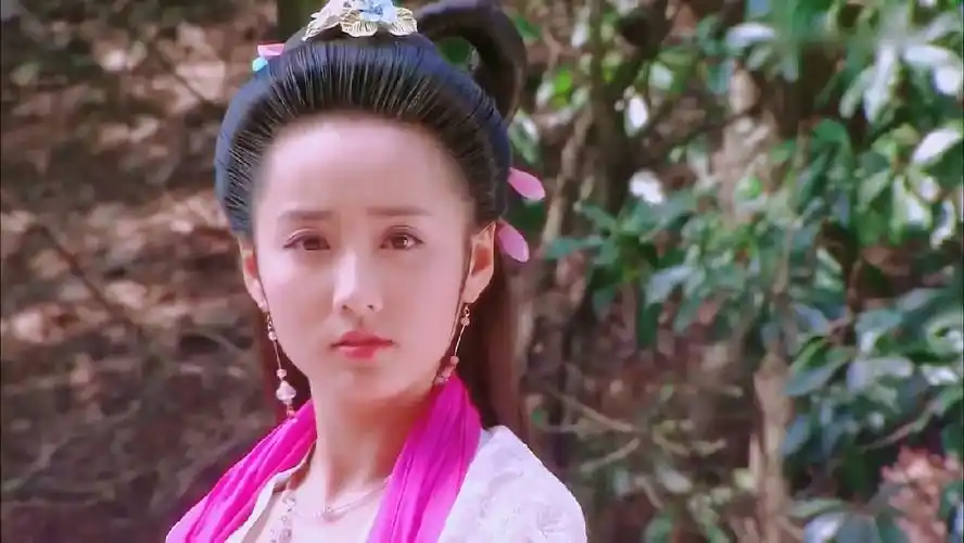 古装美女#吕一,有认识的吗?